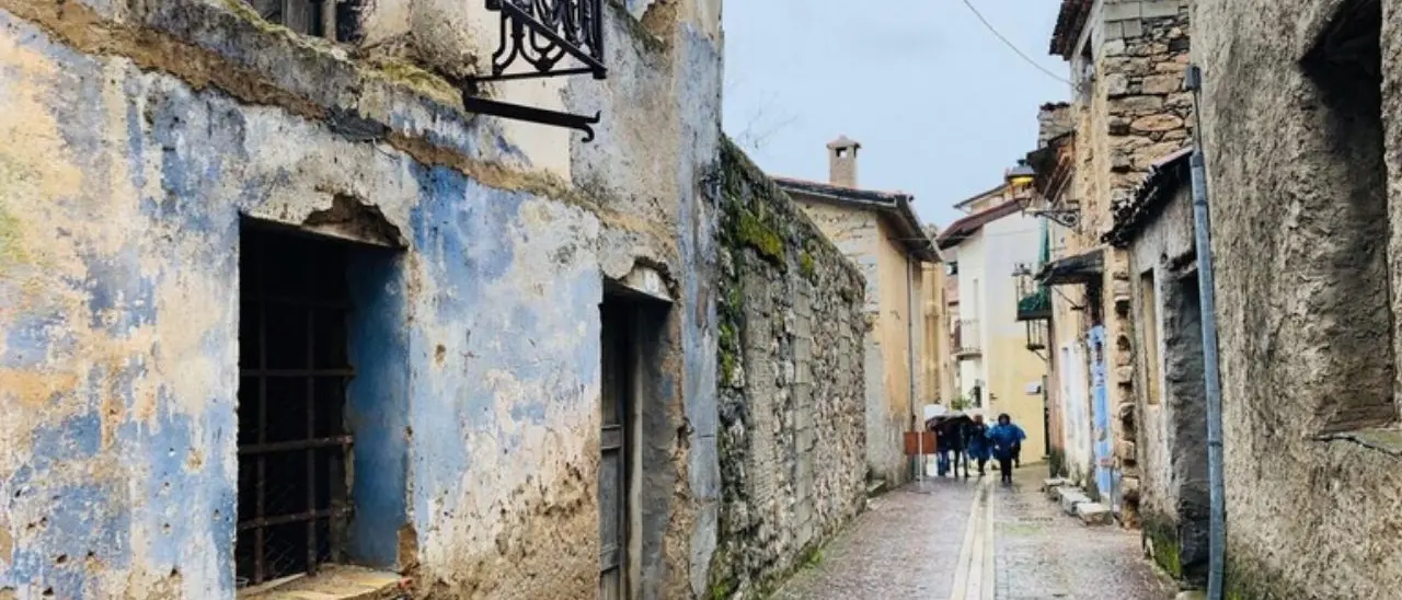 Spopolamento, nel Vibonese è Dinami a guidare la classifica con -30% di residenti in 12 anni: cause e dinamiche di un fenomeno inarrestabile