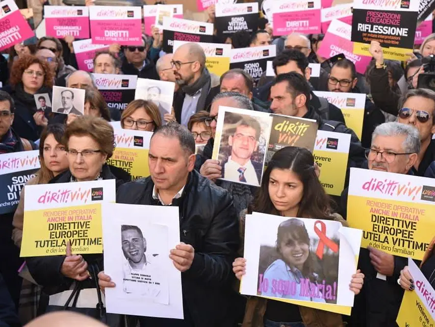 Vittime di mafia, Martino Ceravolo guida la protesta a Roma - Video