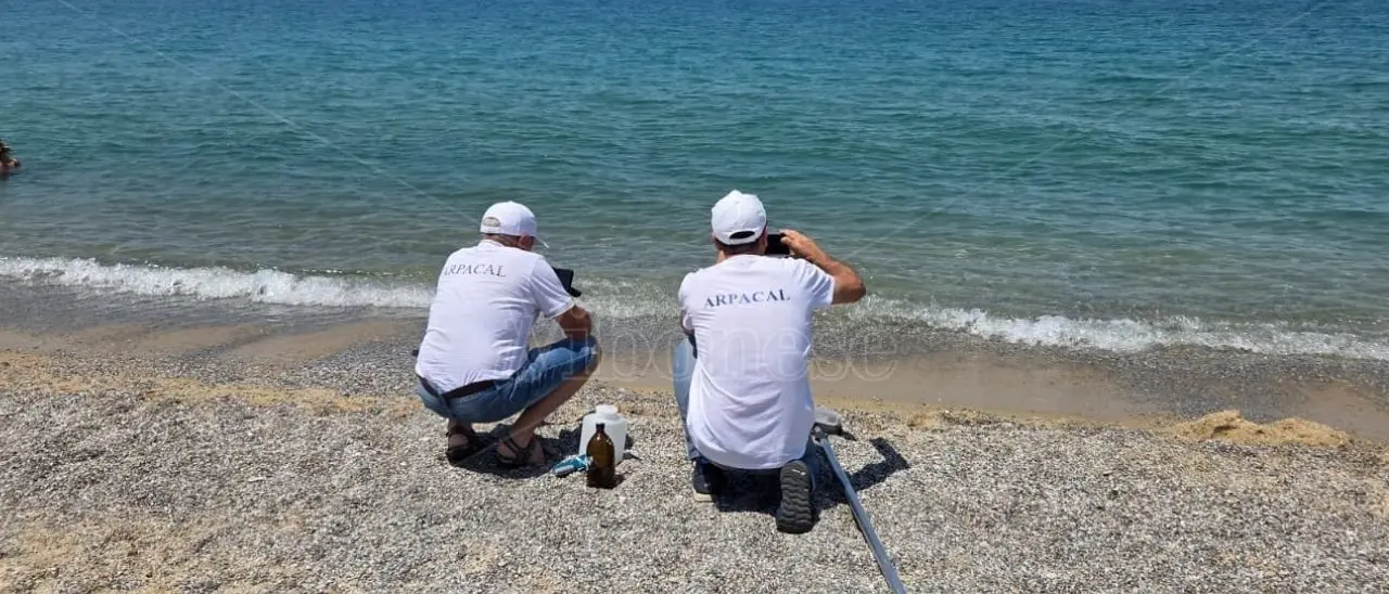 Inquinamento, controlli straordinari di Arpacal lungo la costa: ecco i report che svelano i punti di maggiore criticità nel Vibonese