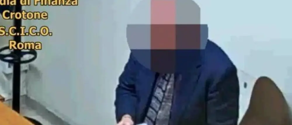 Corruzione, richiesta di rinvio a giudizio per l’ex giudice Petrini e il sindaco di Rende