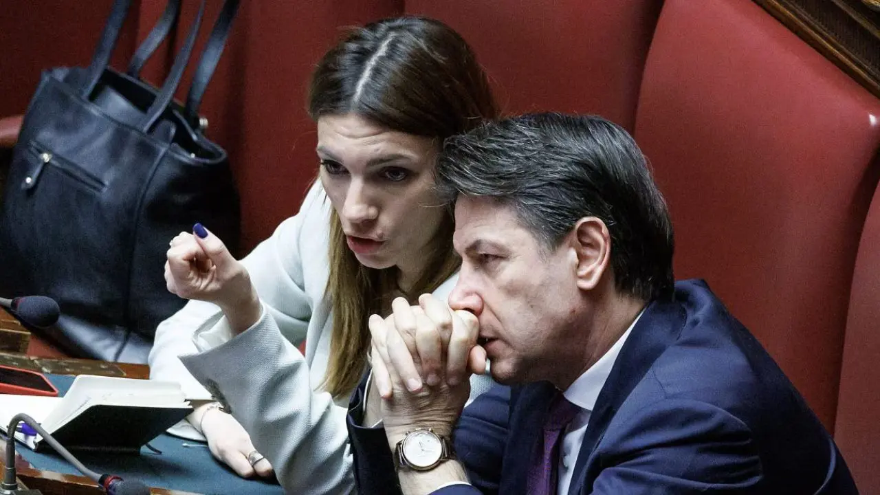 Intimidazioni a Baldino, Conte: «Chi pensa di intimorirci si sbaglia. Contro di lei un gesto da vigliacchi ma non ci fermate»\n