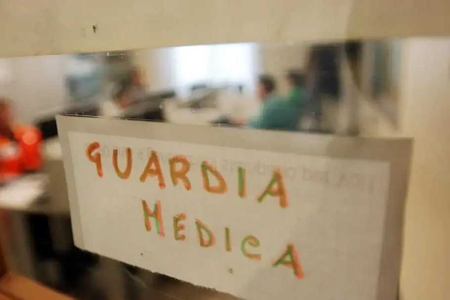 Guardie mediche, la Federazione Fmt: «Positiva l’iniziativa Asp Catanzaro per coprire le postazioni in piena estate»\n