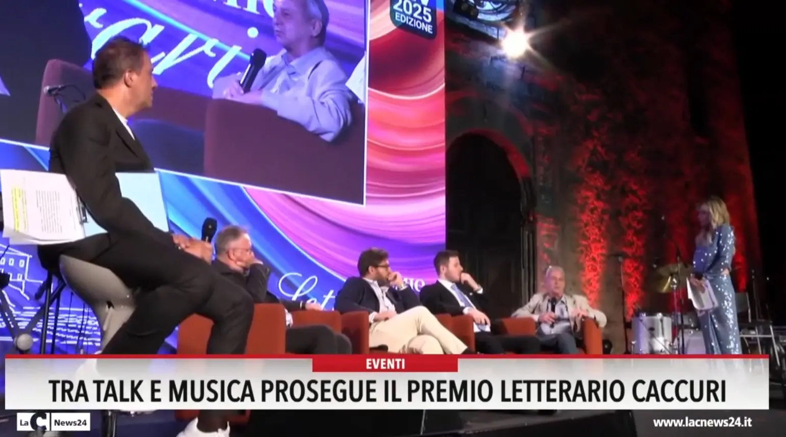 Tra talk e musica prosegue il Premio letterario Caccuri
