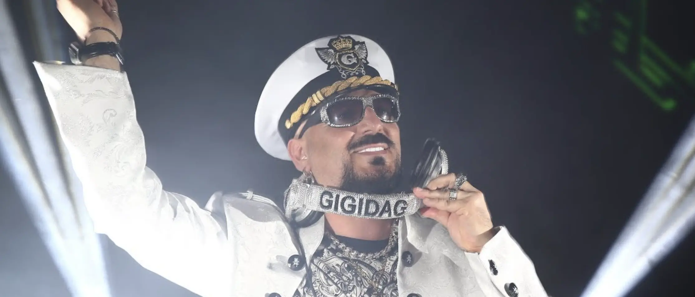 Gigi D’Agostino a Cirella: «Mi piace Brunori. La Calabria è un po’ casa mia»