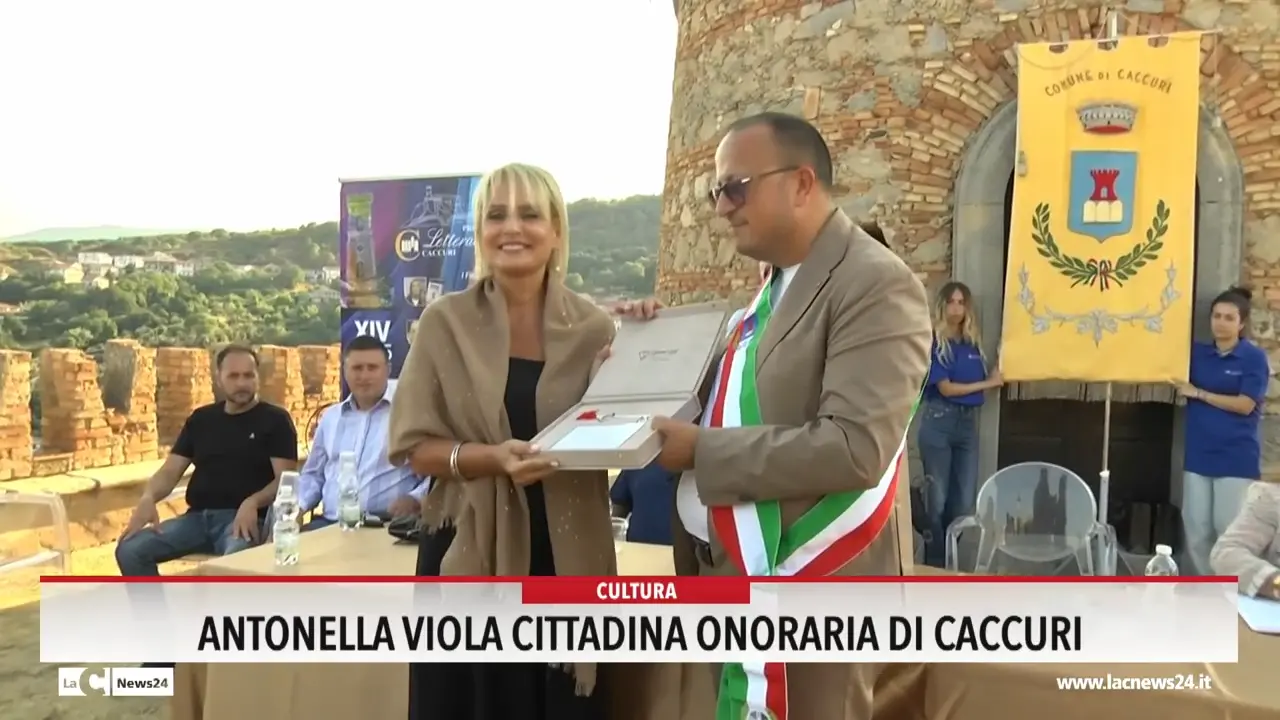 Antonella Viola cittadina onoraria di Caccuri