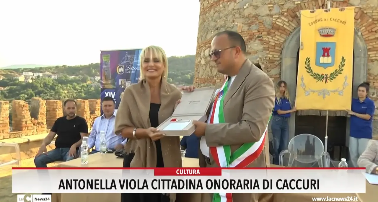 Antonella Viola cittadina onoraria di Caccuri