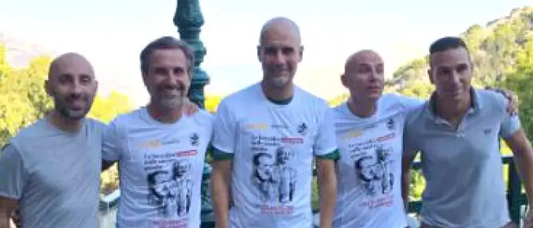 Guardiola a Palermo con la maglietta di Falcone e Borsellino: «Le loro idee corrono sulle nostre gambe»\n