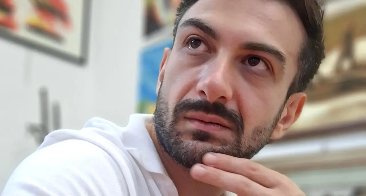 Dal cuore di Tropea alle Eolie, amori social e ricerca di sé nel romanzo del calabrese Fabio Cernuto