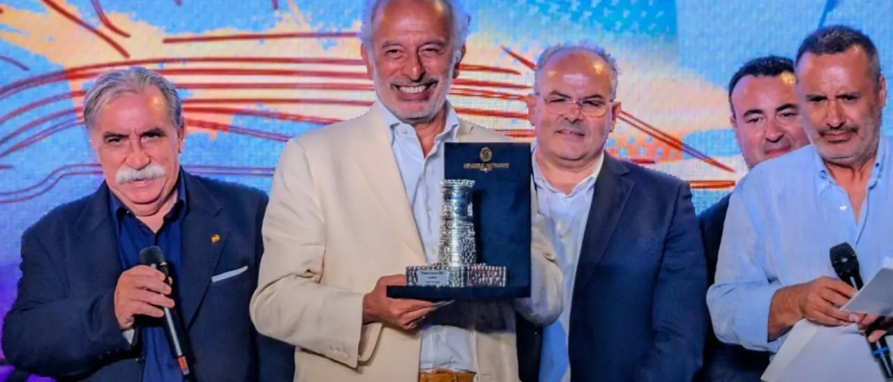 Vince la\u00A0XIV edizione del Premio Caccuri\u00A0Gad Lerner “Gaza. Odio e amore per Israele”\n