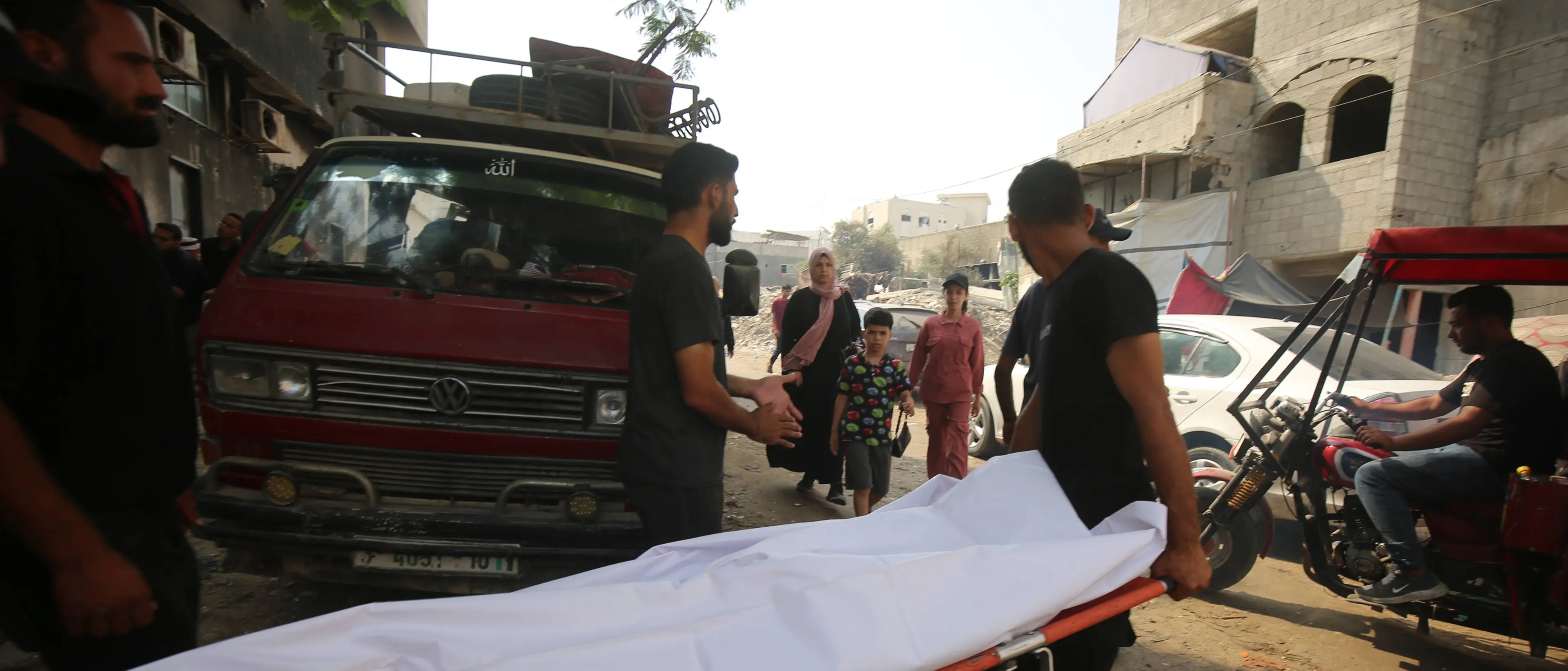 Raid contro una tenda di giornalisti a Gaza, uccisi 5 di Al Jazeera. Israele: «Uno di loro era un terrorista»