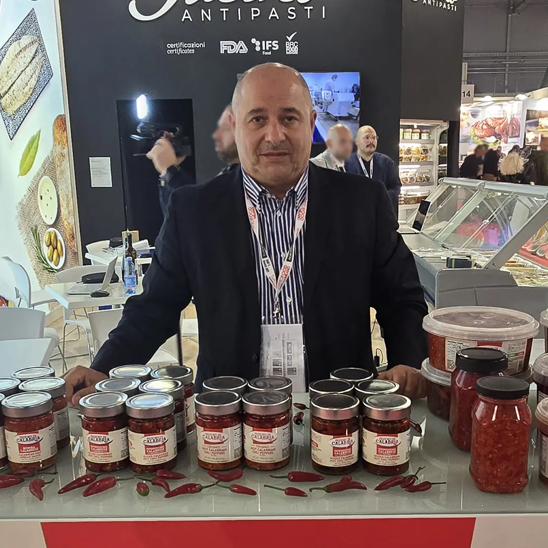L’imprenditore Francesco Facino rilancia l’appello ai consumatori: «Scegliere la Calabria per dare fiducia alle imprese»\n