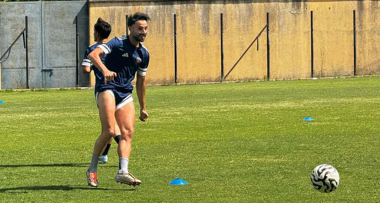 Cosenza, tra campo e mercato: inizia una settimana cruciale