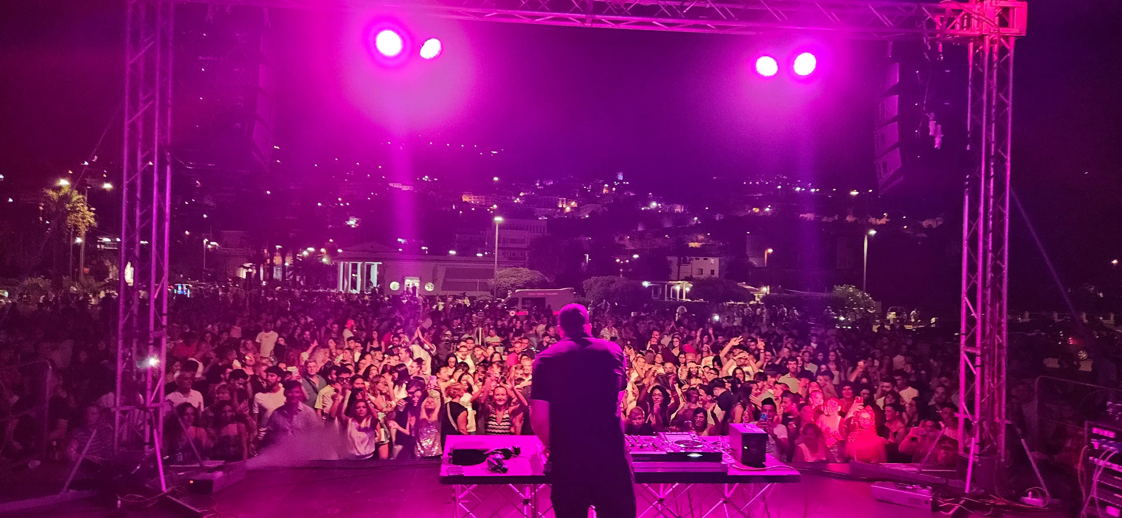 Estate a Paola,\u00A0Marea Summer Festival 2025 sul lungomare\n