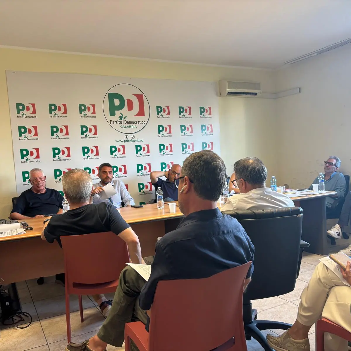 Al via a Lamezia la riunione del campo largo: il centrosinistra serra i tempi in vista delle elezioni di ottobre\n