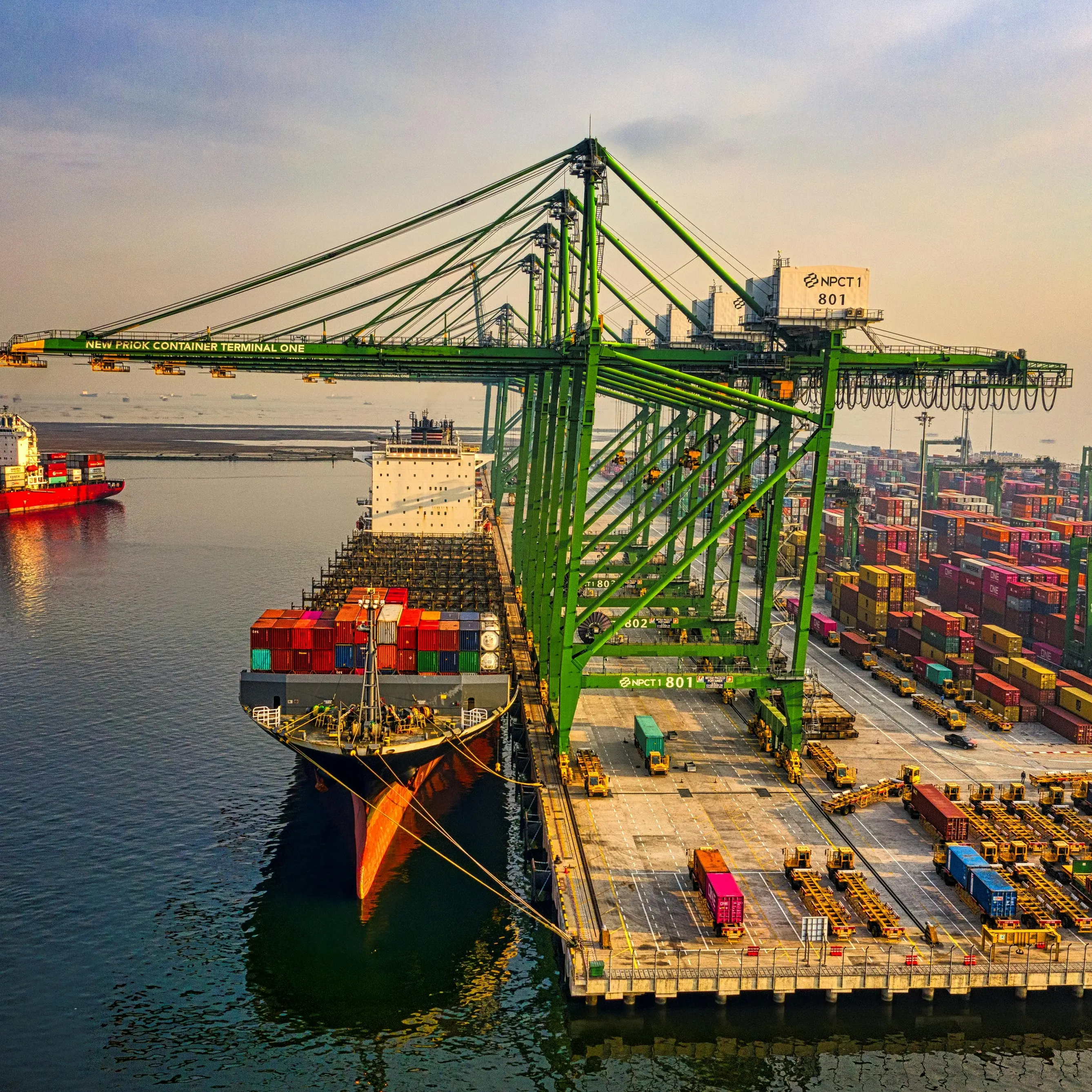 Export italiano in crescita a giugno (+4,9 per cento): farmaci\u00A0e\u00A0agroalimentare trainano le vendite\u00A0\n