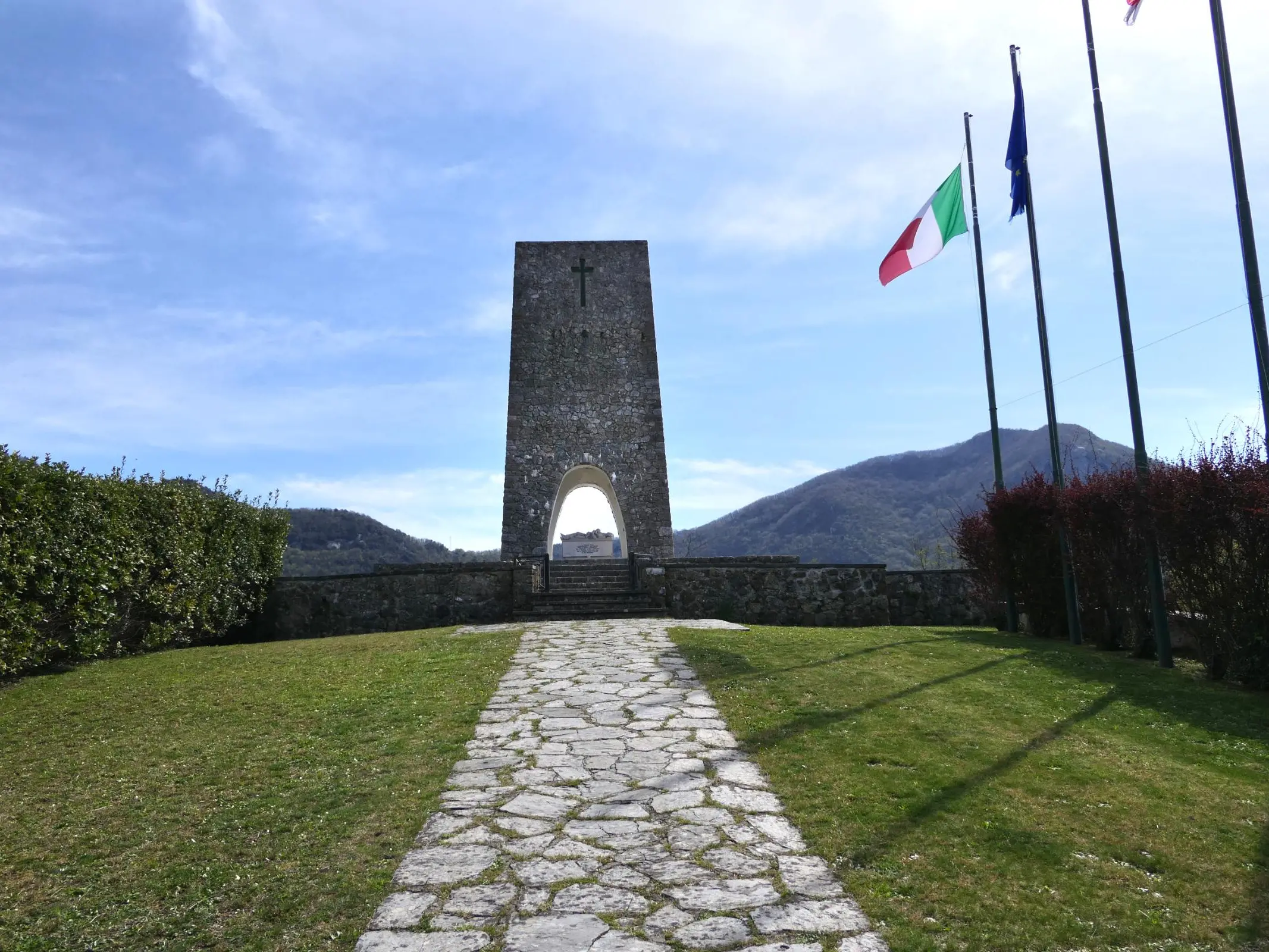 Il 12 agosto 1944 la strage nazista di Sant’Anna di Stazzema: 560 le vittime innocenti della guerra ai civili