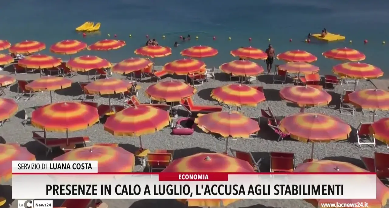 Presenze in calo a luglio, l'accusa agli stabilimenti
