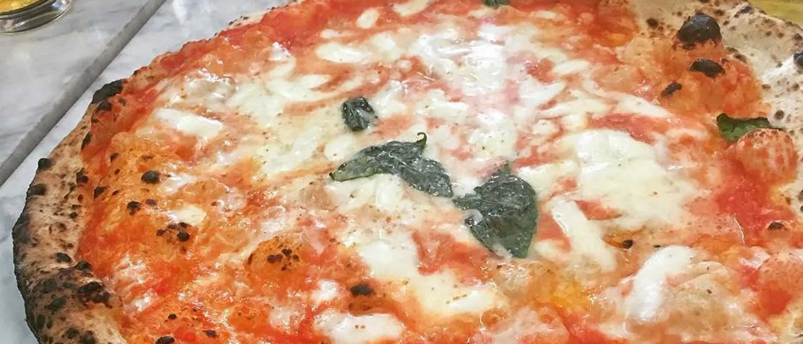 La storica pizzeria napoletana \"Da Michele\" sbarca a Cosenza e cerca subito personale