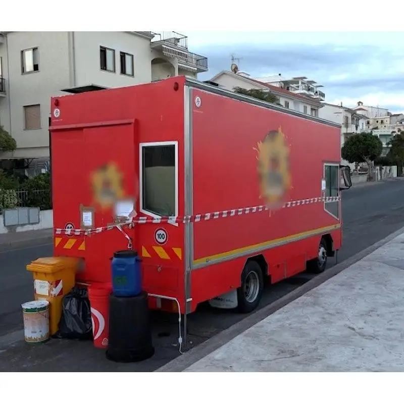 Botulino a Diamante, i selfie dell’orrore davanti al camioncino sequestrato: la denuncia dell’Ordine dei medici di Cosenza\n