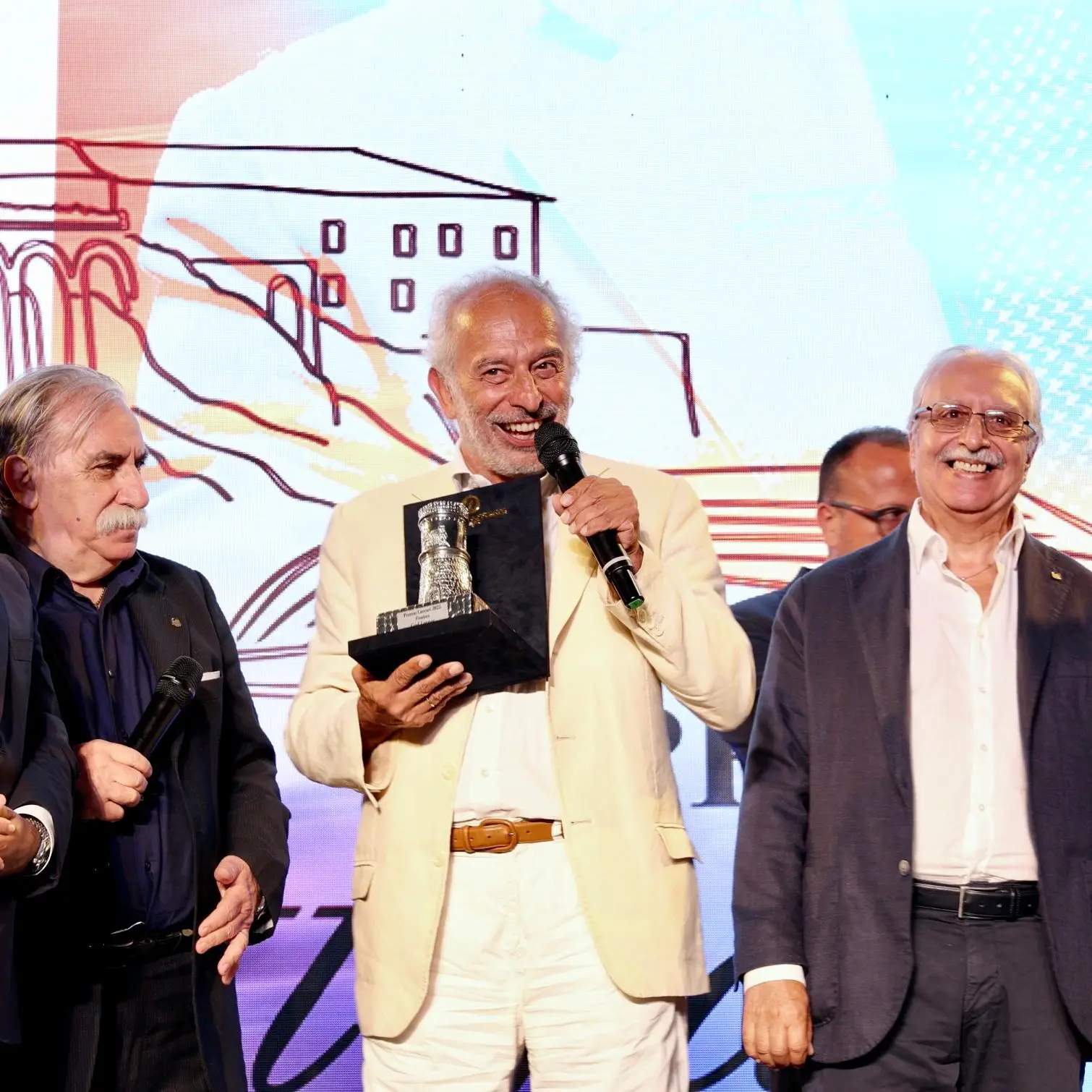 Il Premio Caccuri 2025 accende la Calabria delle idee: una\u00A0scommessa vincente che si aprirà al Brasile\n