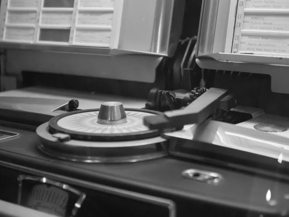 Gente di mare, il successo discografico di Tozzi e Raf che divenne colonna sonora di un’epoca