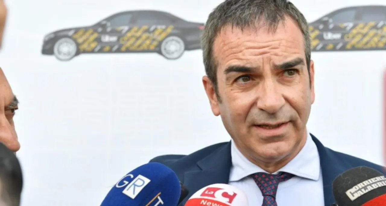 Le indiscrezioni romane agitano Occhiuto, mentre il centrosinistra dà una mano agli avversari (e non sceglie)