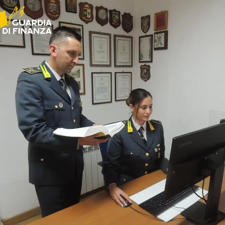 Blitz a Spezzano Sila,\u00A0scoperto falso dentista: la Finanza sequestra lo studio\n