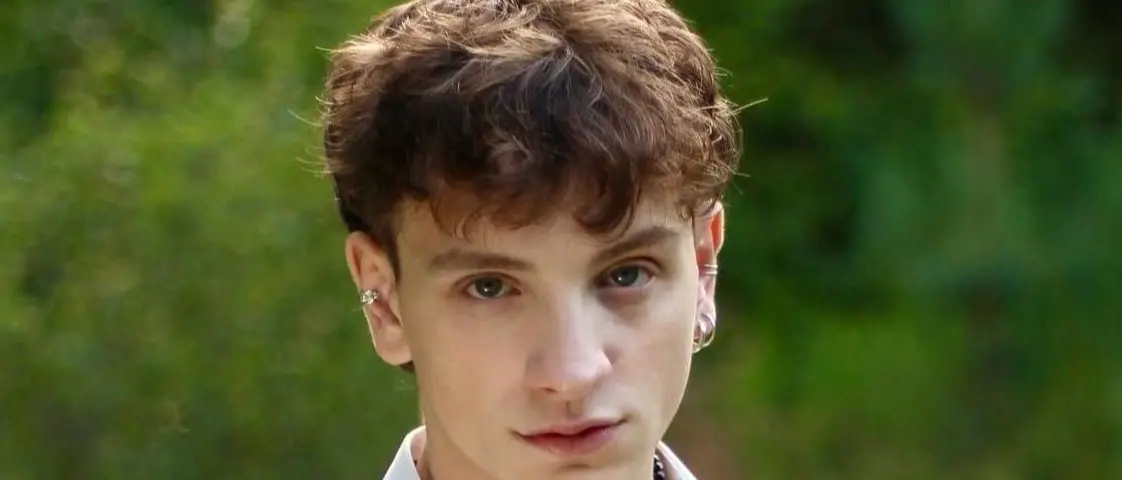 Giuseppe Secreti, dal palco dell’asilo ai musical di Roma con la Calabria nel cuore: «È la mia isola\u00A0di serenità»