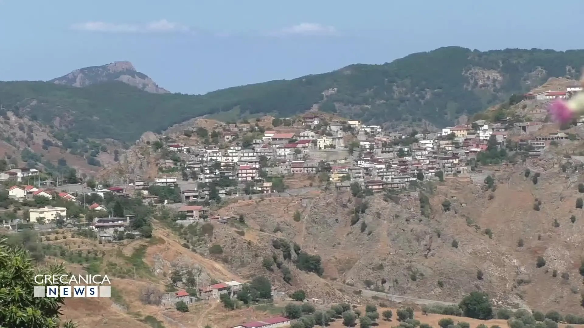Roccaforte del Greco, una crisi sempre più forte