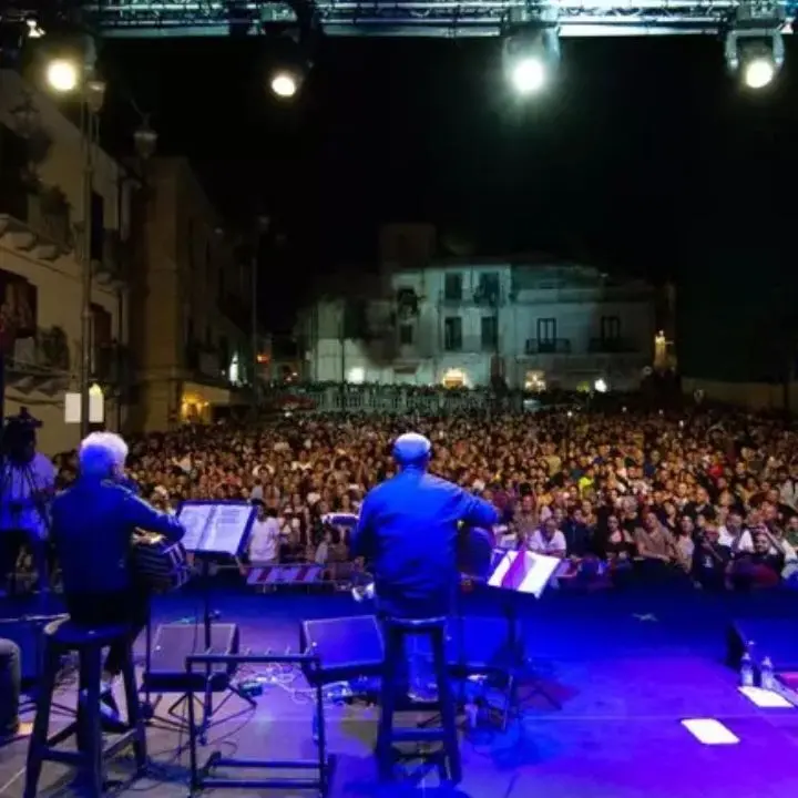 Kaulonia Tarantella Festival:\u00A0quattro giorni dedicati a spettacoli, danze e incontri\n