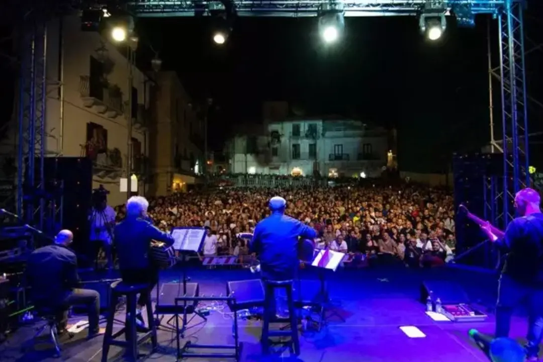 Kaulonia Tarantella Festival:\u00A0quattro giorni dedicati a spettacoli, danze e incontri\n