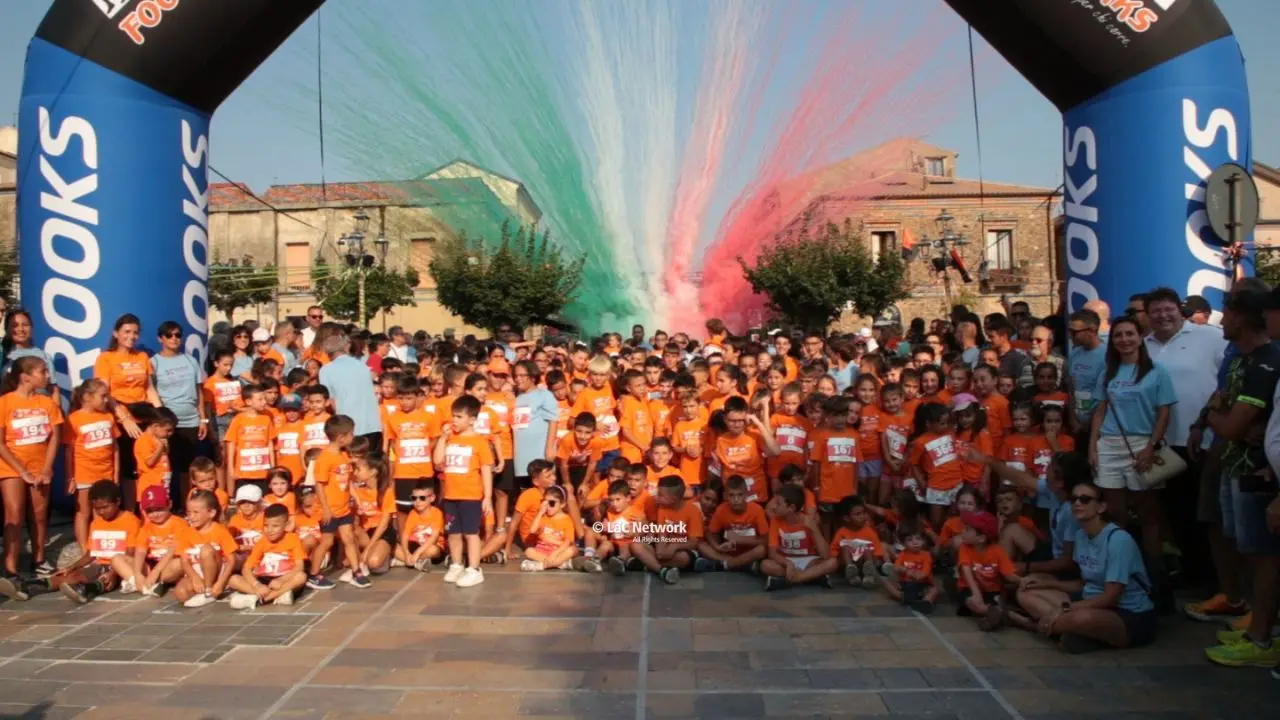 Filadelfia celebra la IX edizione della Stracittadina: l’abbraccio di una comunità che cura e corre\n