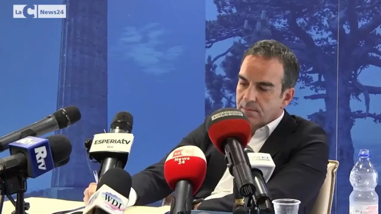Luci sugli aeroporti, ombre su Film Commission e riforme monche: cosa lascia l’era Occhiuto\u00A0alla Calabria\n