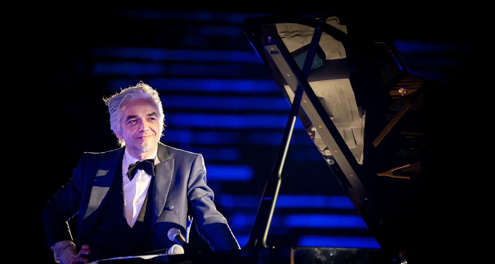 Morgan a Villa San Giovanni, tra filosofia della musica e critica al sistema: «Il pubblico va rispettato»\n