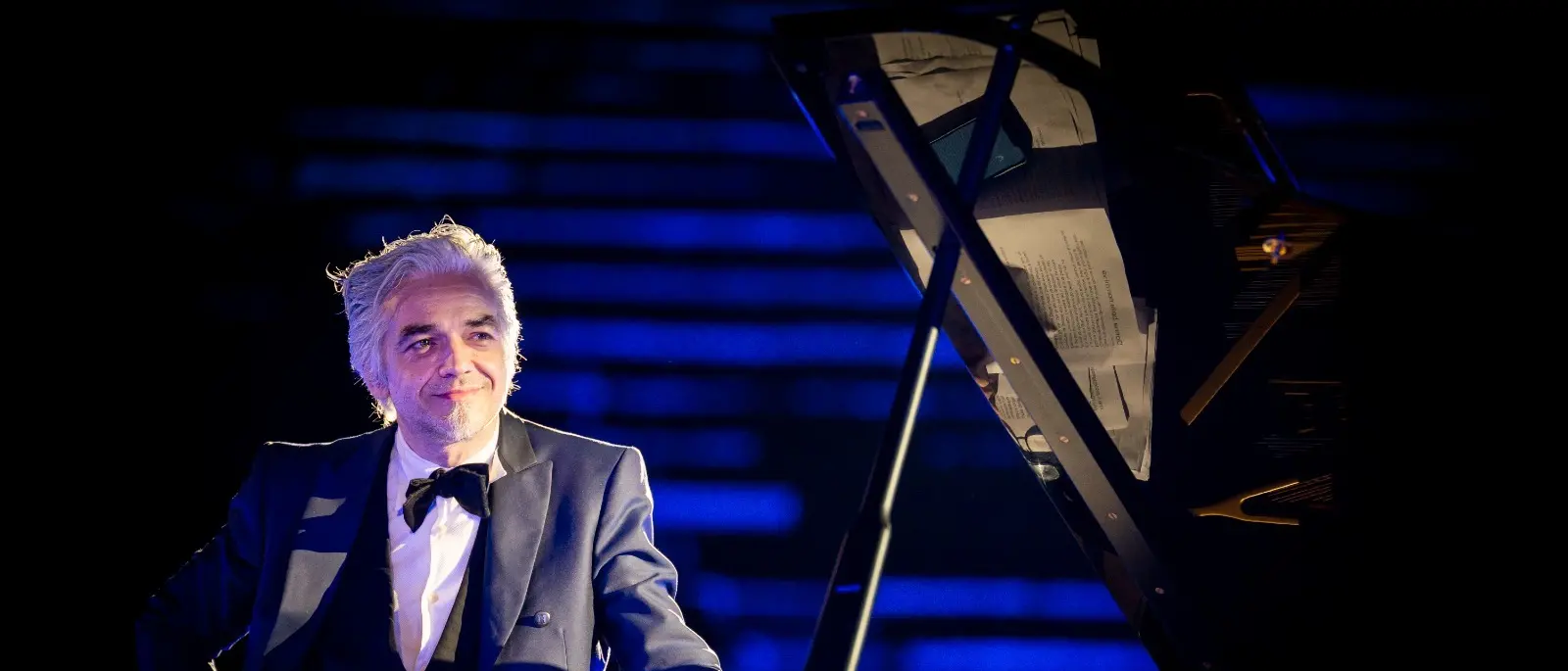 Morgan a Villa San Giovanni, tra filosofia della musica e critica al sistema: «Il pubblico va rispettato»\n