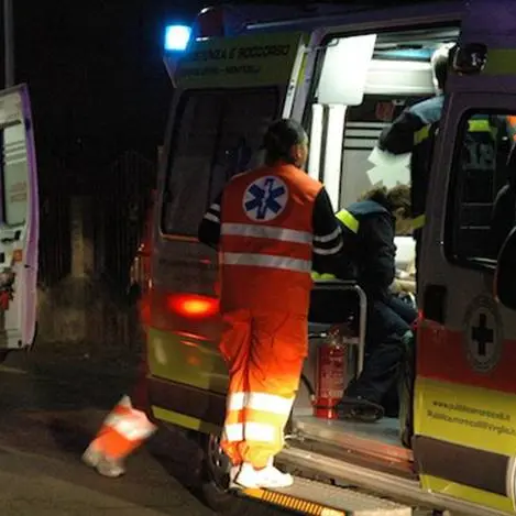 Incidente a Gizzeria, gravissimo un 19enne dopo l’impatto in moto contro\u00A0un’auto\n