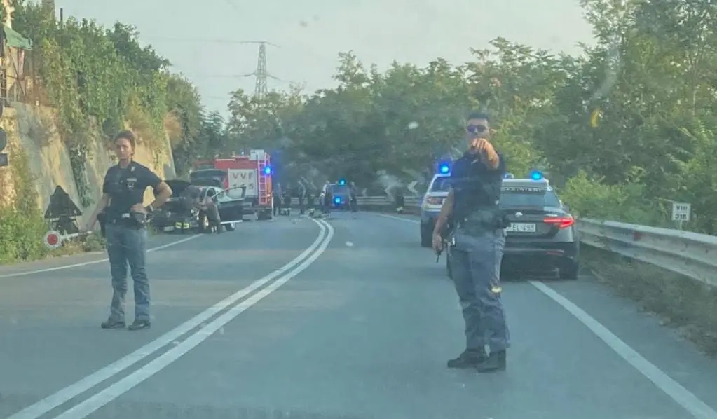 Paola, grave incidente sulla SS18: in codice rosso a Cetraro una mamma incinta e due bambini\n