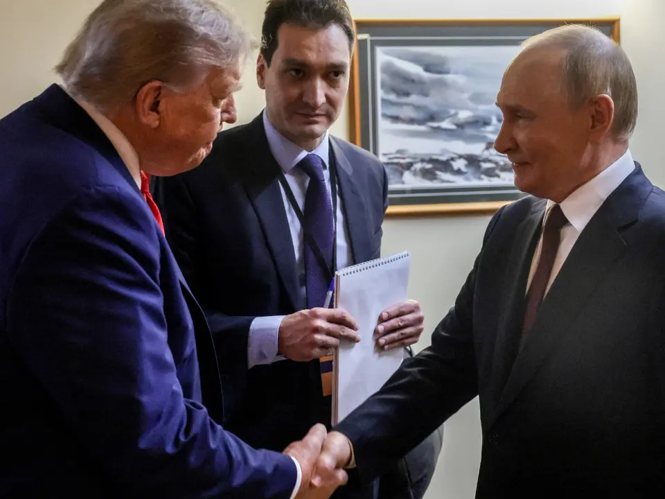 Trump-Putin, vertice in Alaska senza accordo: «Grandi progressi». Ma la pace resta lontana