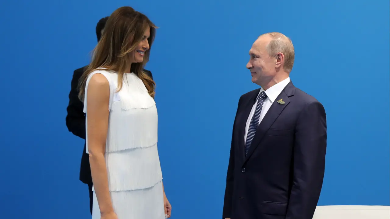 Melania, l’ultima speranza degli ucraini: la lettera segreta a Putin consegnata da Trump ad Anchorage\n