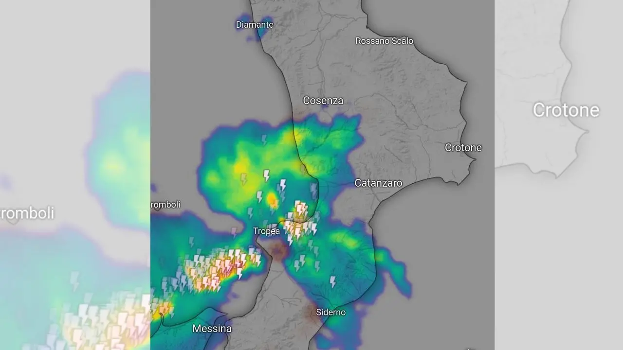 Tempesta di metà agosto in Calabria: temporali e forti piogge soprattutto tra Vibonese e Reggino