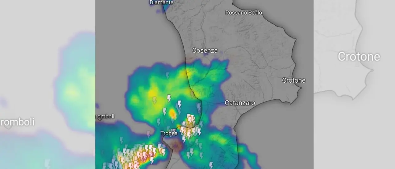 Tempesta di metà agosto in Calabria: temporali e forti piogge soprattutto tra Vibonese e Reggino