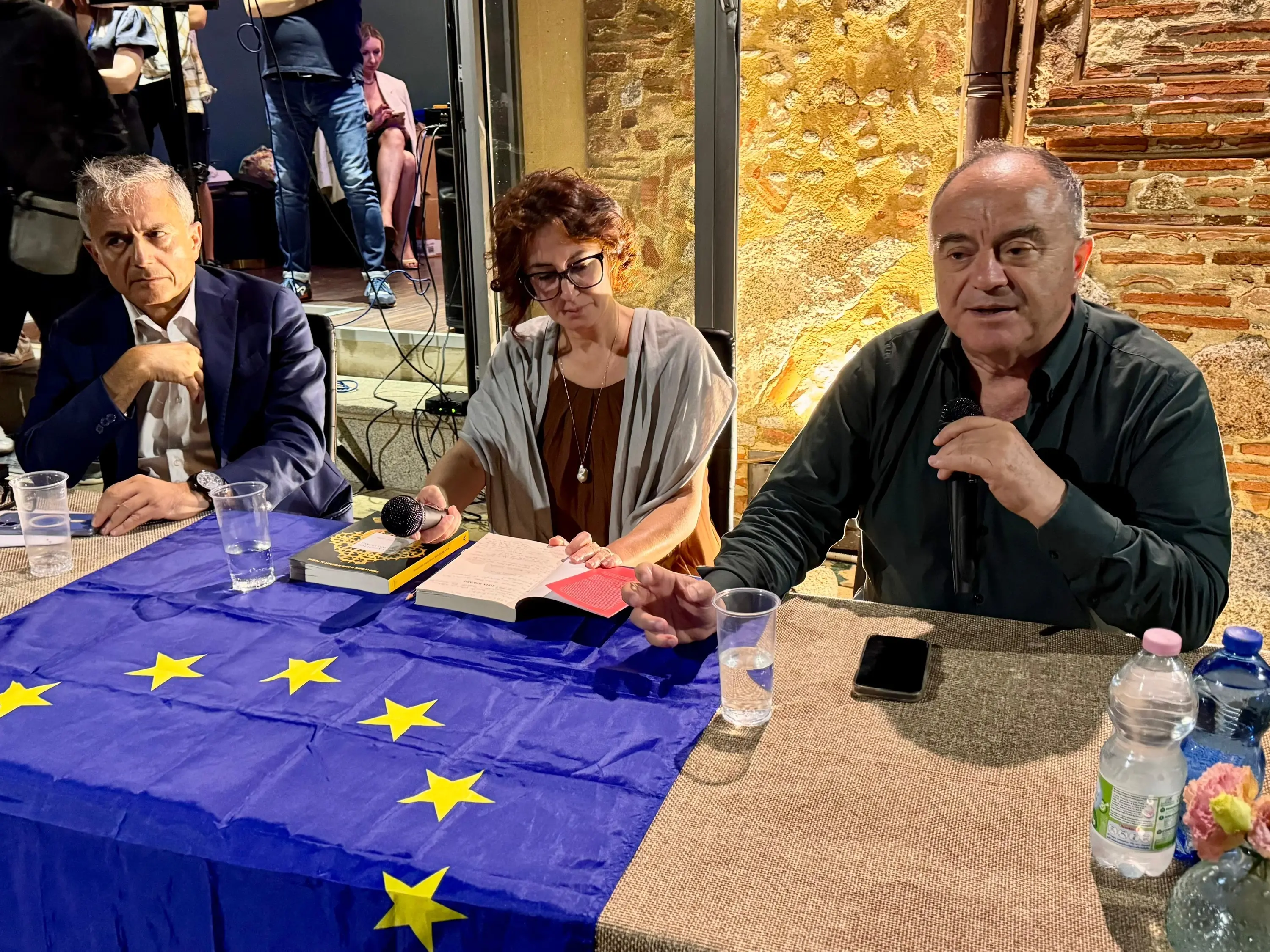 Gratteri: «Non mi candido anche se continuano a chiedermelo, in Calabria la politica si annaca senza decidere nulla»