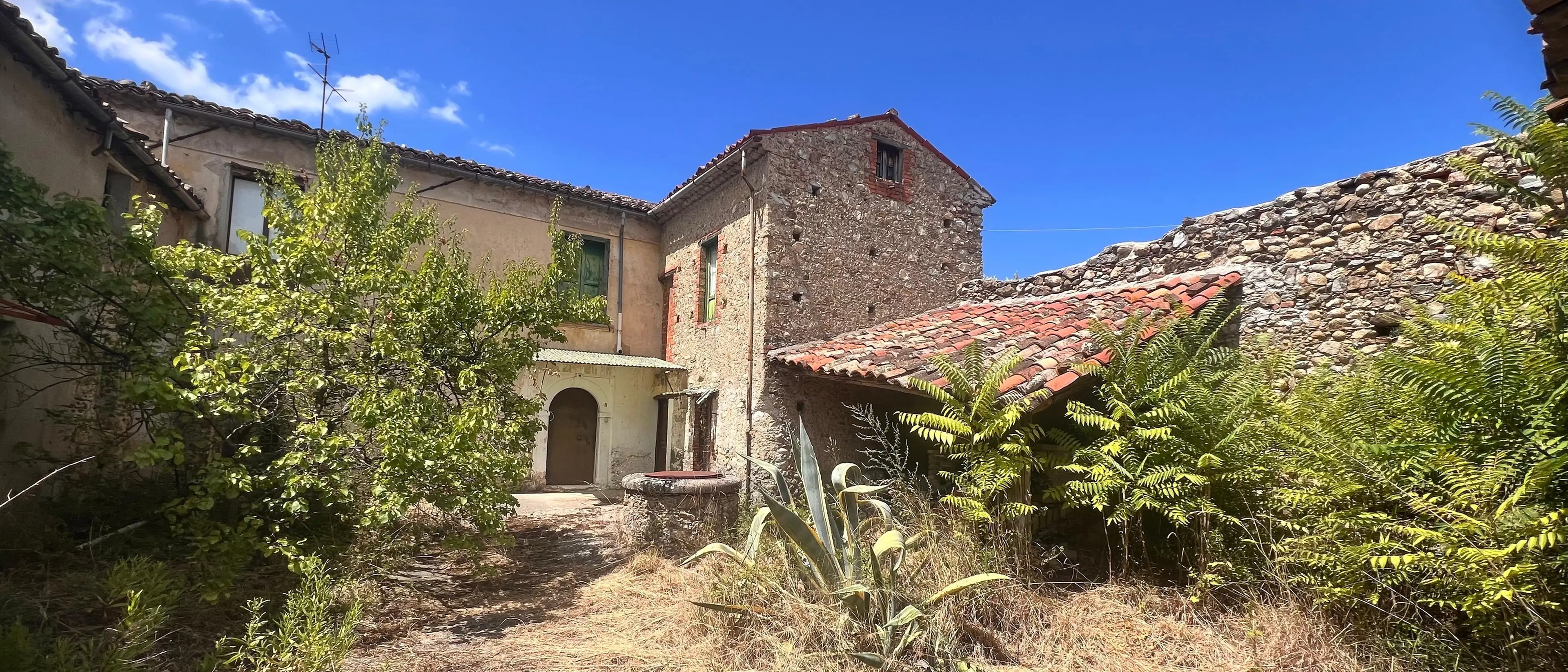 Zumpano, il Comune farà rivivere l’ex convento degli agostiniani