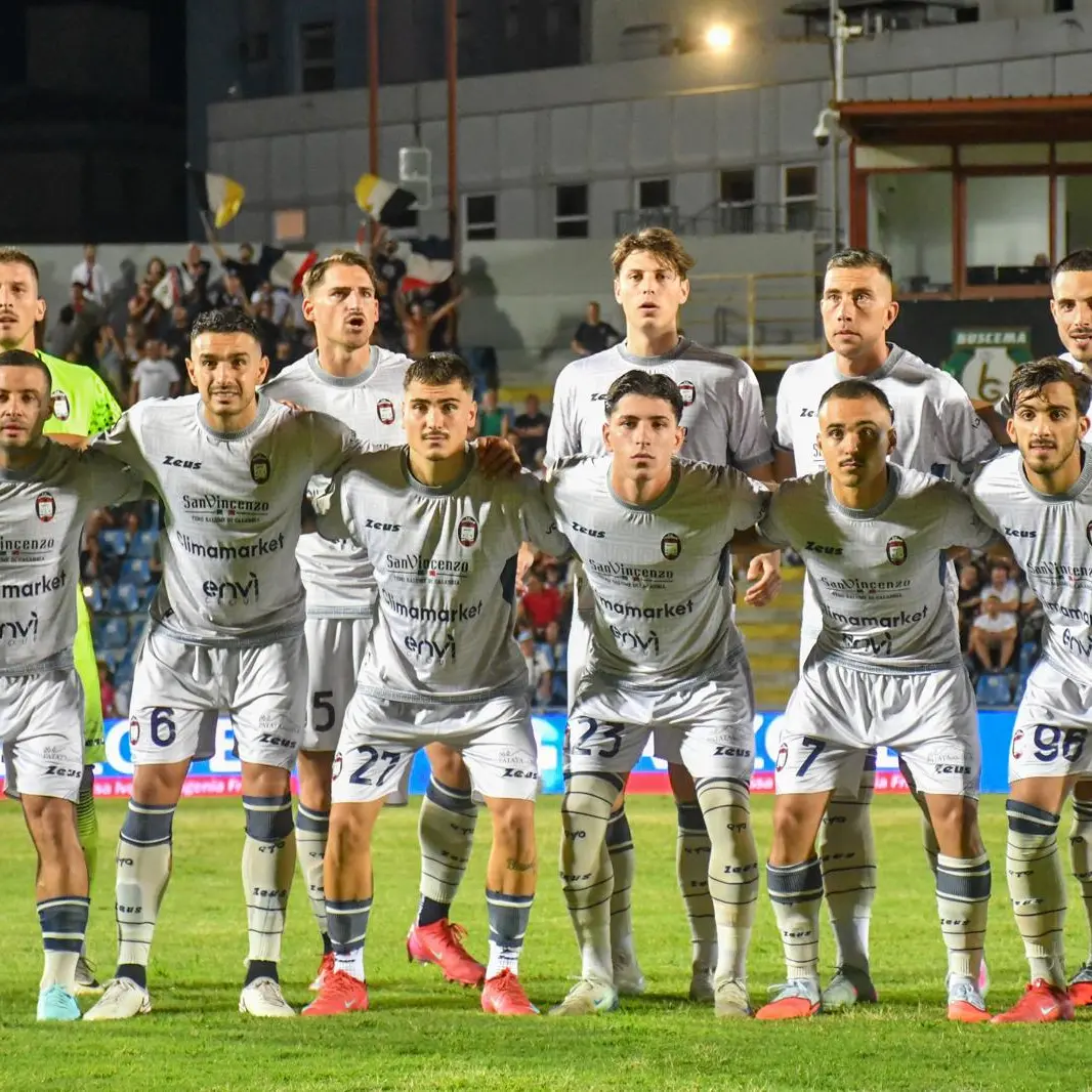Coppa Italia Serie C, un Crotone solido vince 1-0 contro il Catania e passa il turno\n