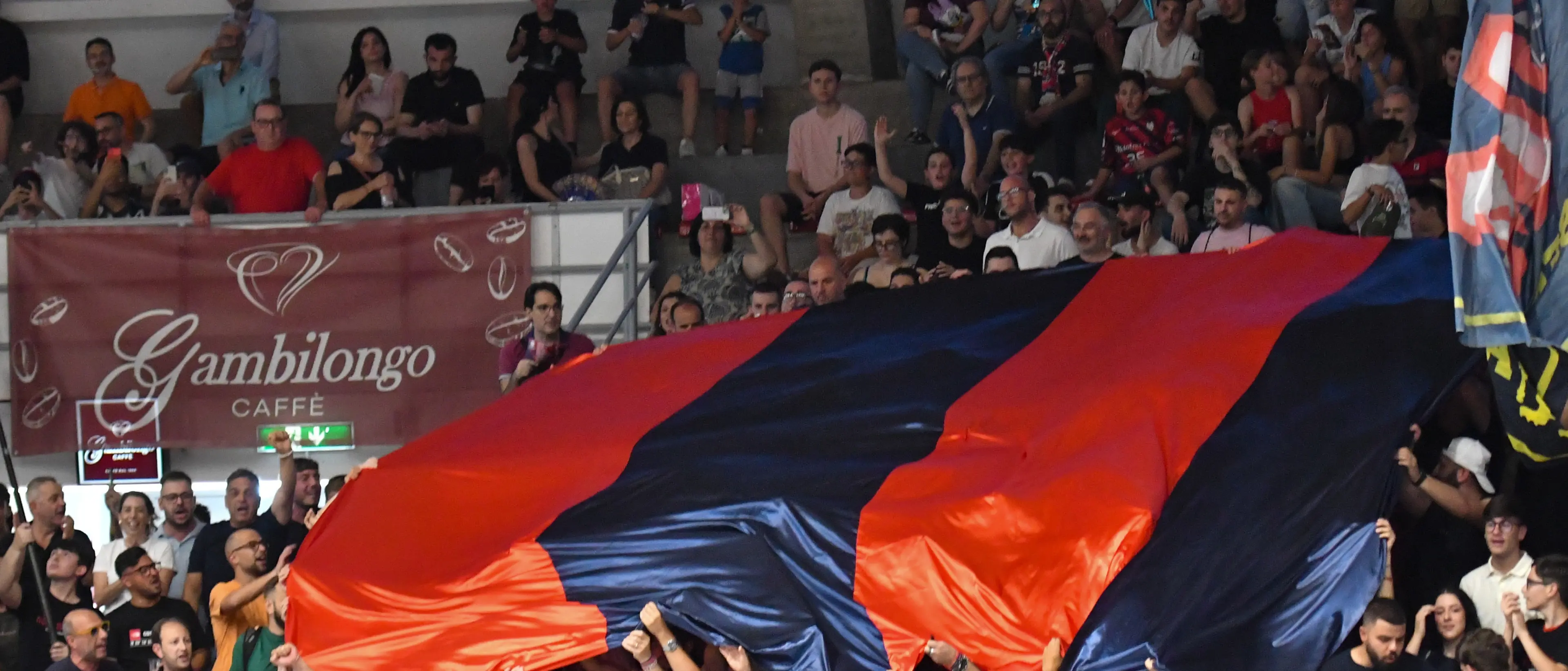 Pirossigeno Cosenza, conto alla rovescia per la nuova Serie A: domani il calendario, oggi il raduno\n