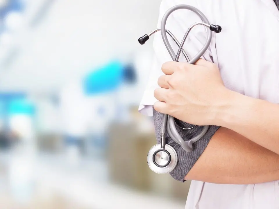 Sanità al collasso, l’appello di “Ali di Vibonesità” a Mattarella: «Diritto alla salute negato, richiami tutti al rispetto della Costituzione»