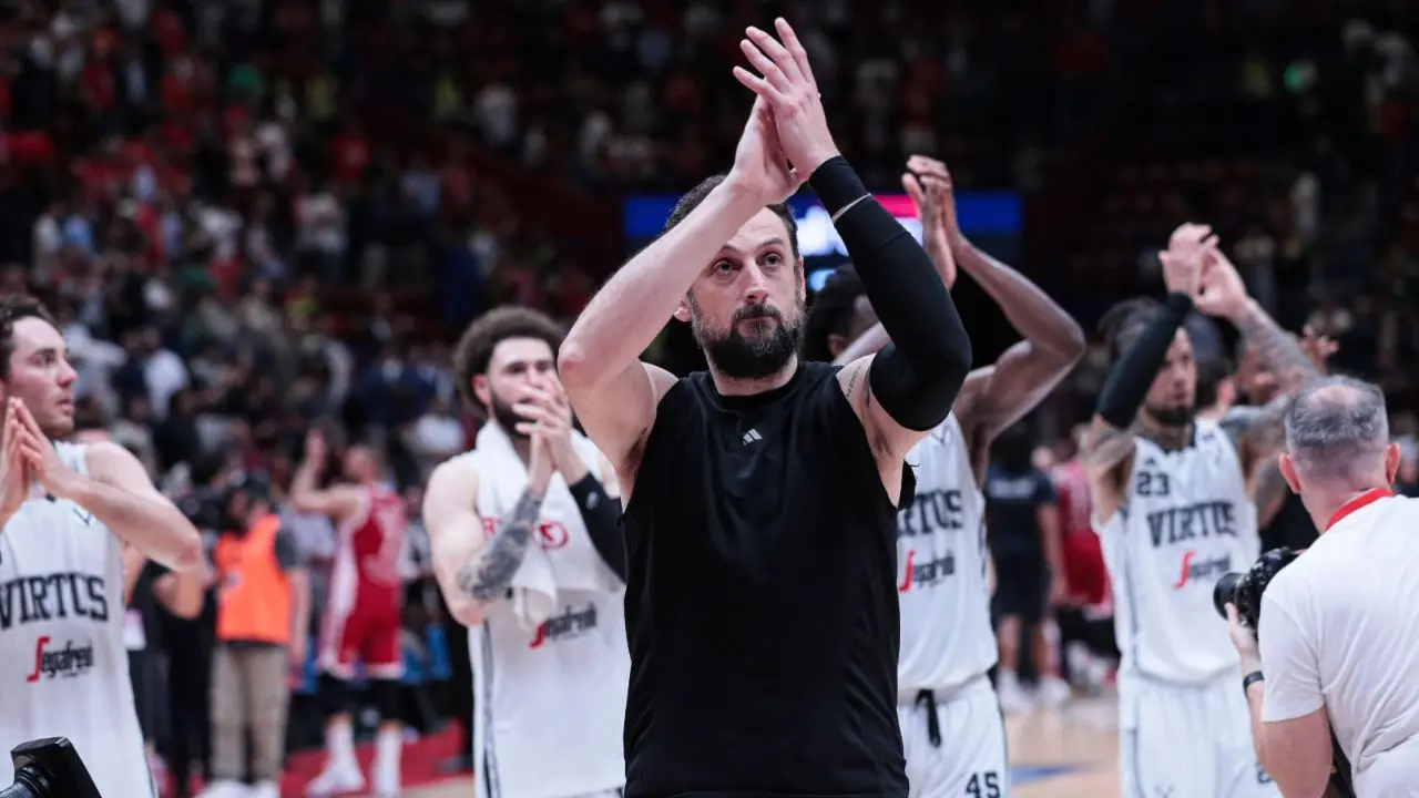 Basket, Marco Bellinelli annuncia il ritiro: è l’unico italiano ad aver vinto l’Nba\n
