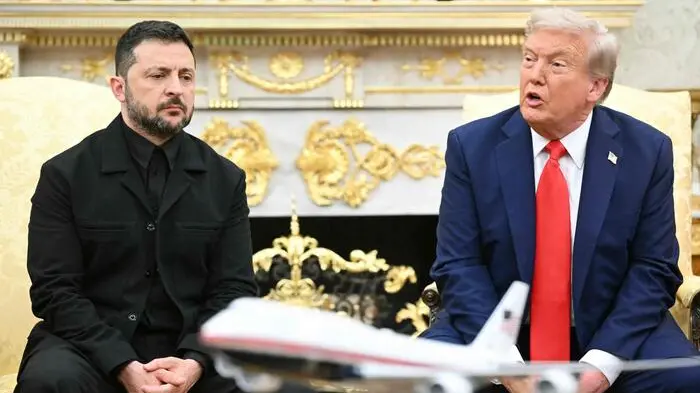 Ukrainian President Volodymyr Zelensky and US President Donald Trump participate in a meeting in the Oval Office of the White House in Washington, DC, on August 18, 2025. European leaders join Ukrainian President Volodymyr Zelensky in talks with US President Donald Trump on August 18, as they try to find a way to end Russia\\'s offensive. The leaders heading to Washington on Monday to appear alongside Zelensky call themselves the \"coalition of the willing.\" (Photo by Mandel NGAN / AFP) , AFP