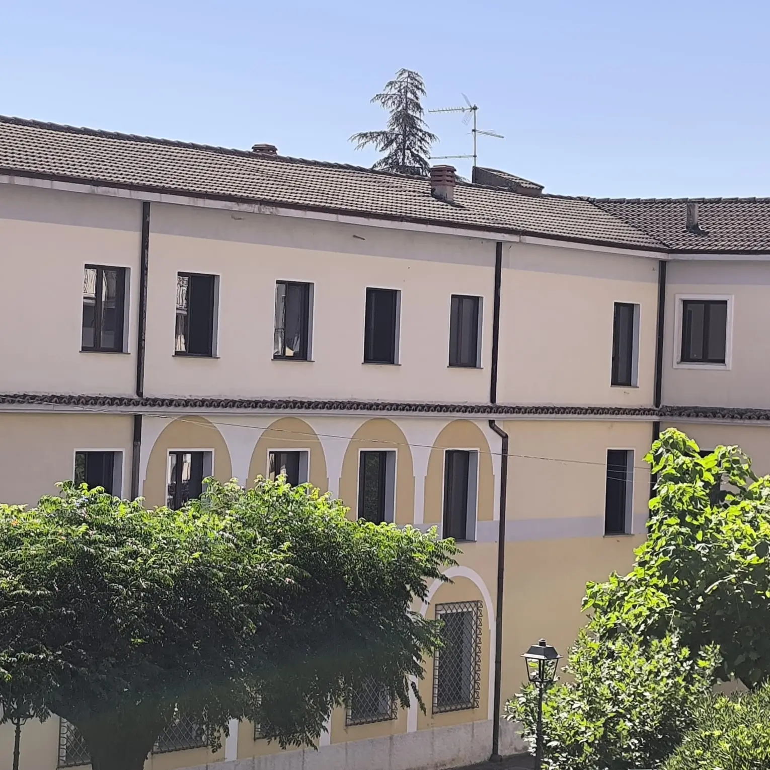 La maggioranza dell’amministrazione di Cassano all’Ionio chiede la sospensione delle selezioni a\u00A0“Casa Serena”\n