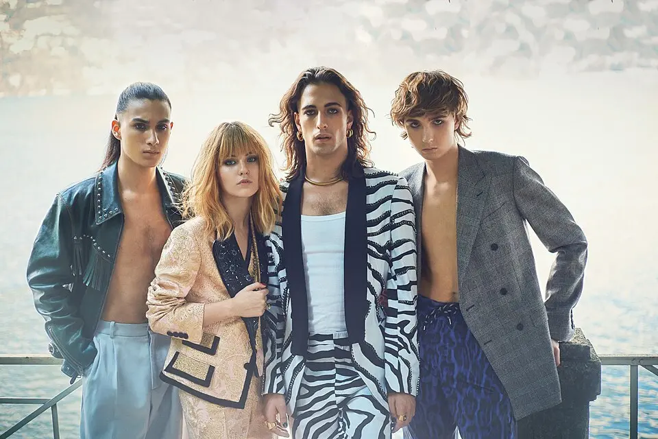 Maneskin, la cassa è vuota: dimezzati gli incassi, utili crollati e conti in rosso dopo la separazione che ha bruciato milioni\n